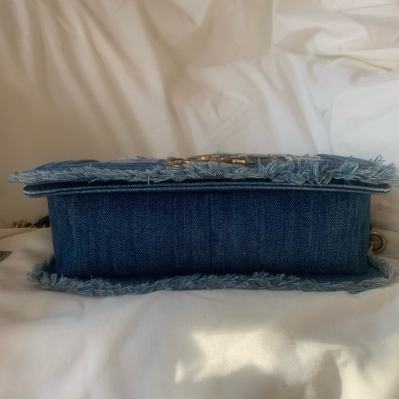 Chanel Boy Bag - Sold on other site. - Picture 7 of 17